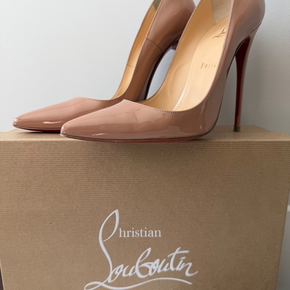 Christian Louboutin So Kate Beige Patent 120 Heels - Picture 6 of 9